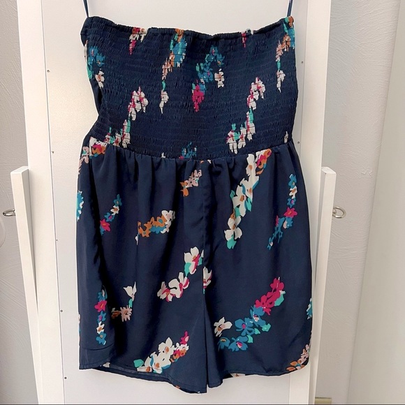 American Eagle Strapless Romper - Picture 7 of 8